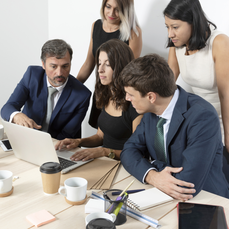professional-employees-collaborating-medium-shot